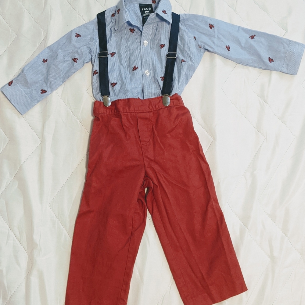 Blue shirt w/lobsters, red pants and suspenders